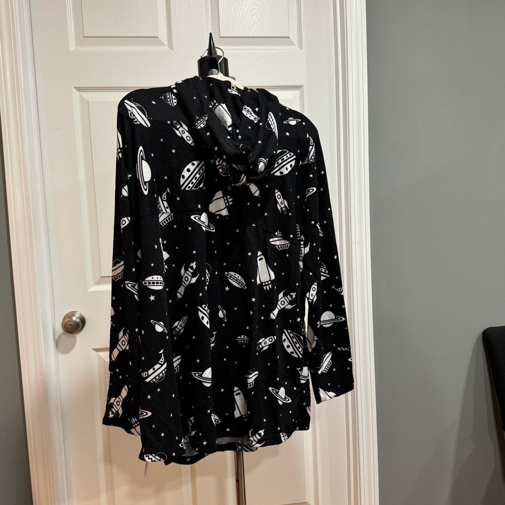 LuLaRoe Black Space Print Top